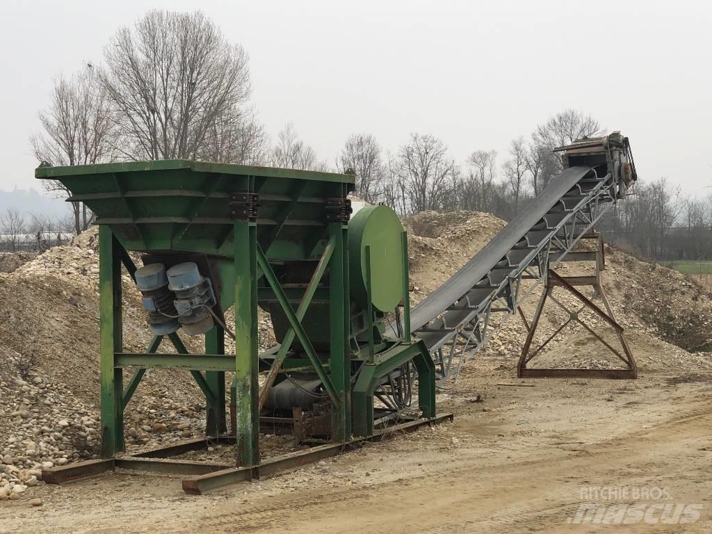 O&K 1060x600 Mobile crushers