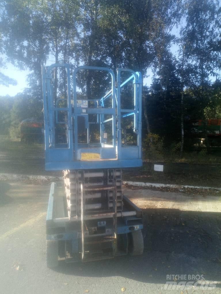 Genie 3246 Scissor lifts
