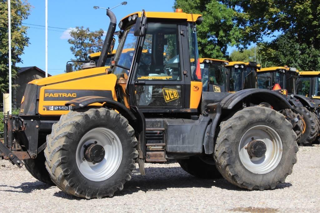 JCB Fastrac 2140 Tractors
