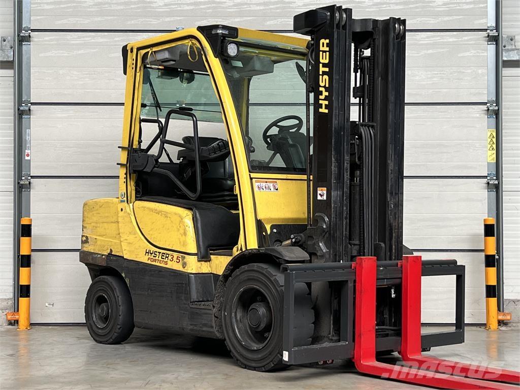 Hyster H3.5 FT/ 23R Diesel trucks