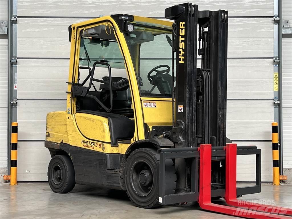 Hyster H3.5 FT/ 23R Diesel trucks
