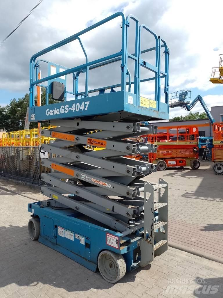 Genie GS 4047 Scissor lifts
