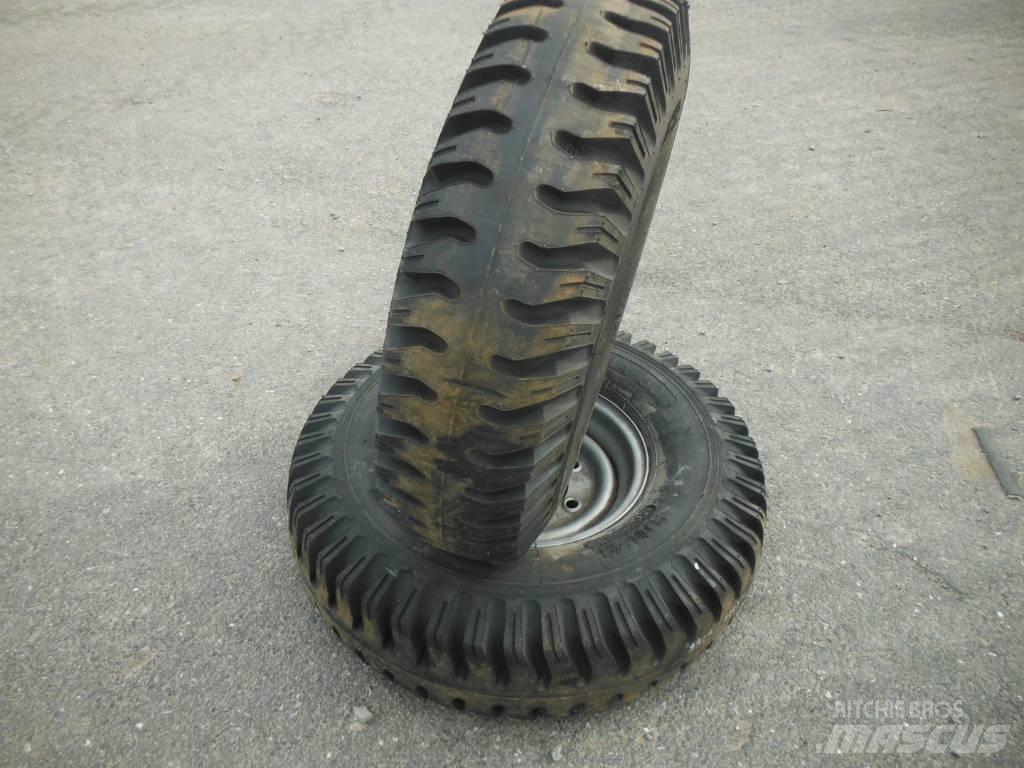 ADDO INDIA 900X16 Tyres, wheels and rims
