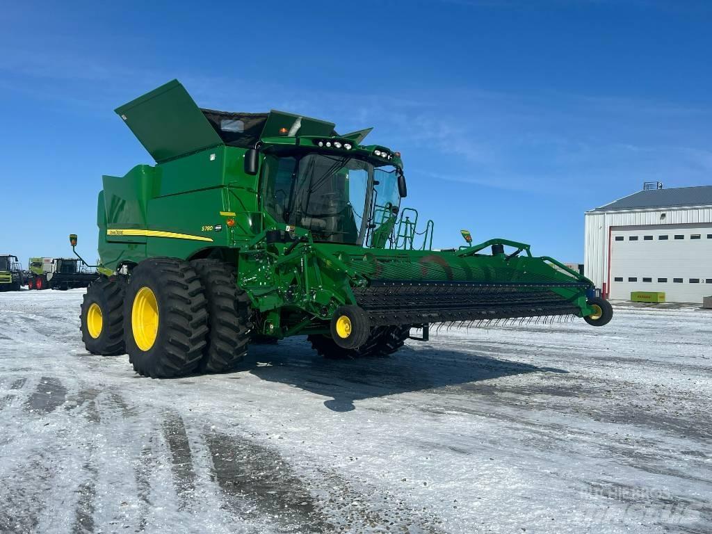 John Deere S780 Combine harvesters