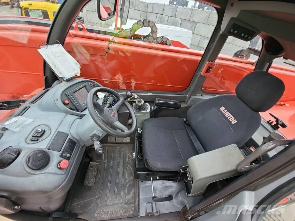 Manitou MRT3050 Telescopic handlers