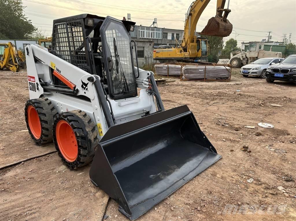 Bobcat S 300 Skid steer loaders