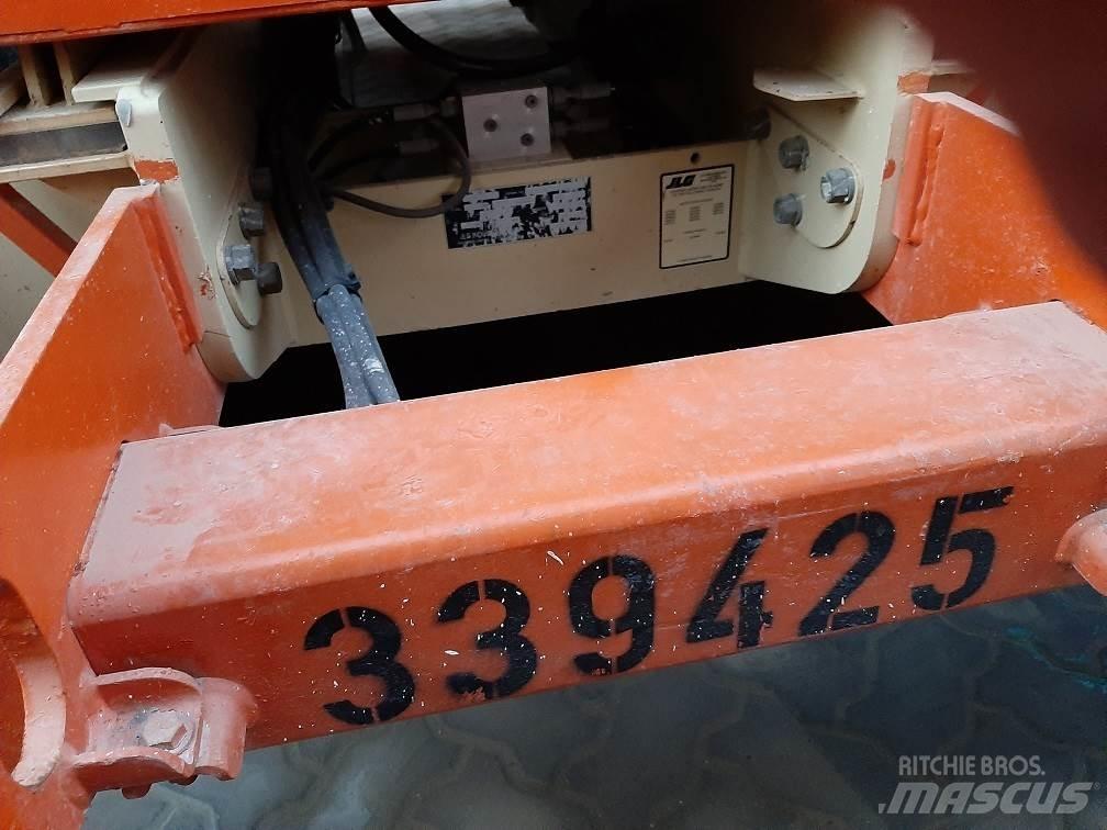 JLG 3394RT Scissor lifts