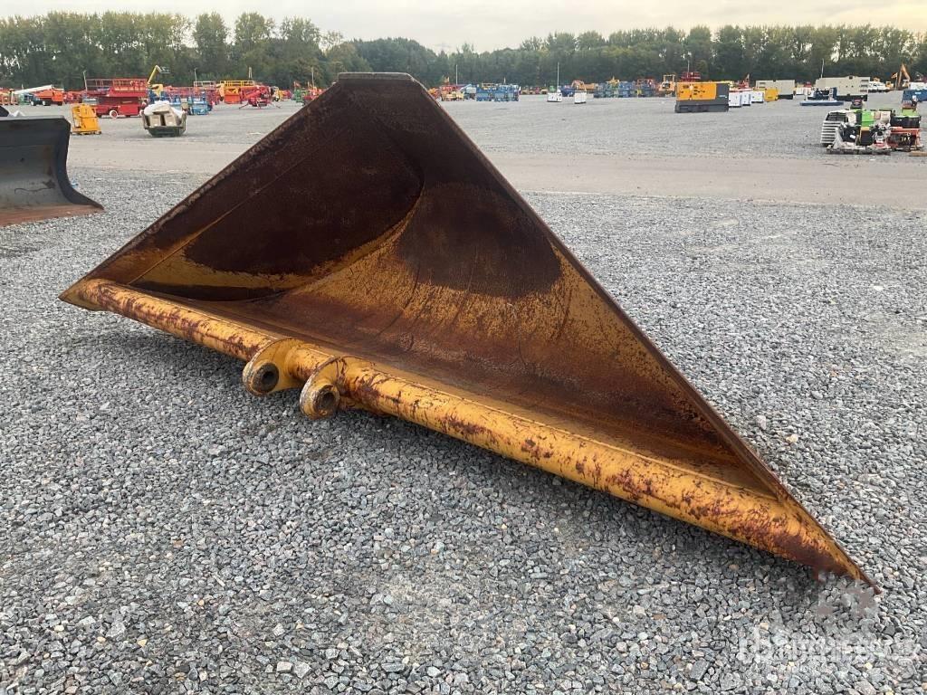 CAT Trapezoid BUCKET Grapples