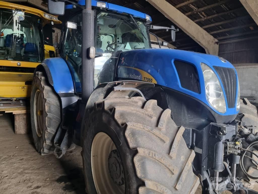 New Holland T 7060 Tractors
