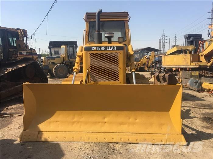 CAT D 6 D Crawler dozers