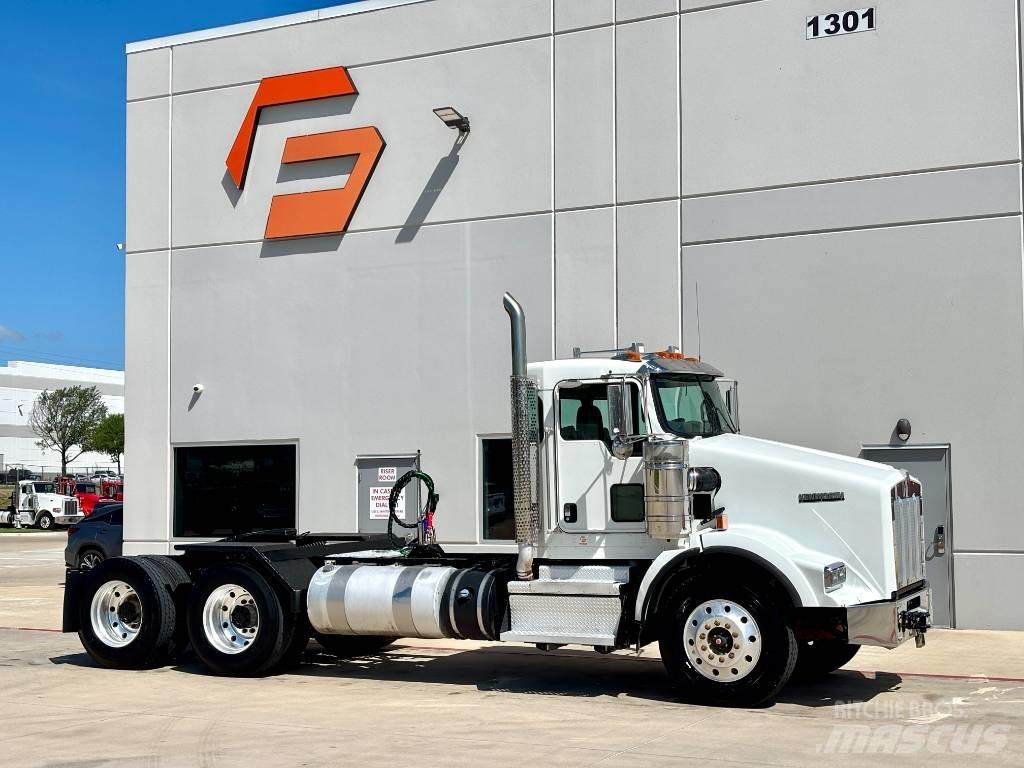 Kenworth T 800 Prime Movers