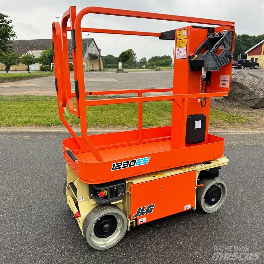 JLG 1230 ES Used Personnel lifts and access elevators