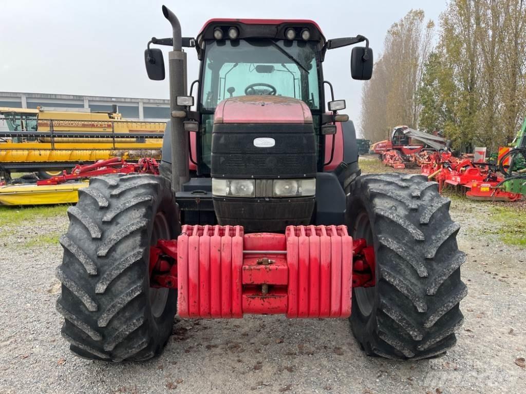 McCormick XTX 200 Tractors