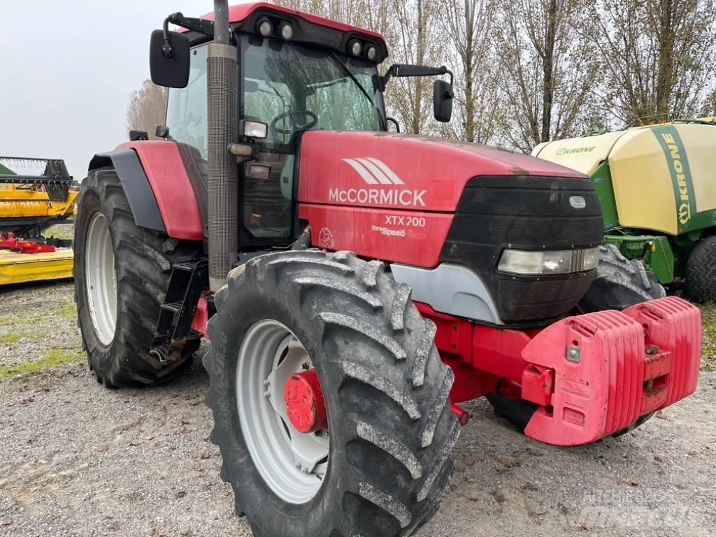 McCormick XTX 200 Tractors