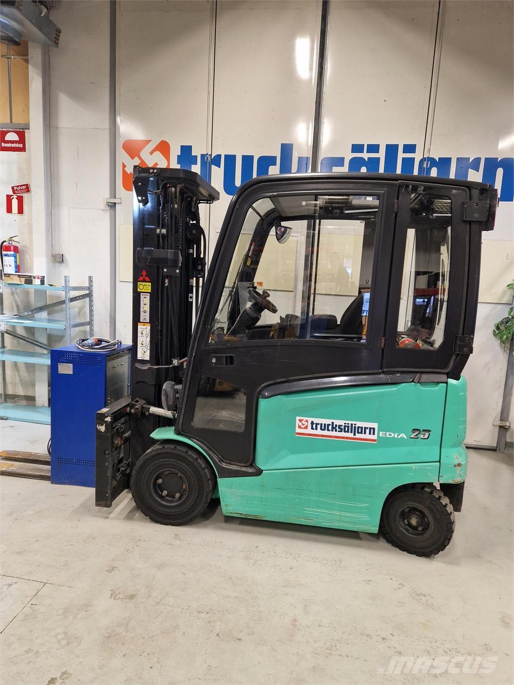 Mitsubishi FB25CN Electric forklift trucks