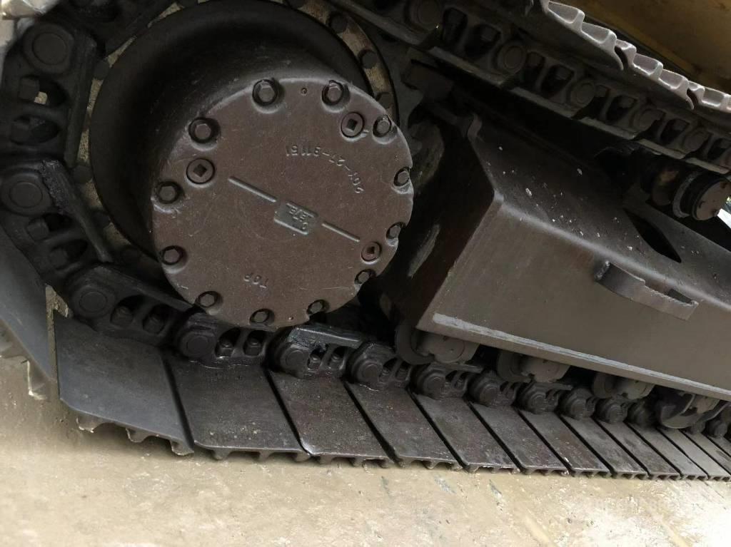 Komatsu 200-7 Crawler excavators