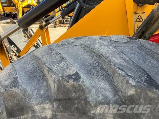 JCB 4CX AEC Backhoe