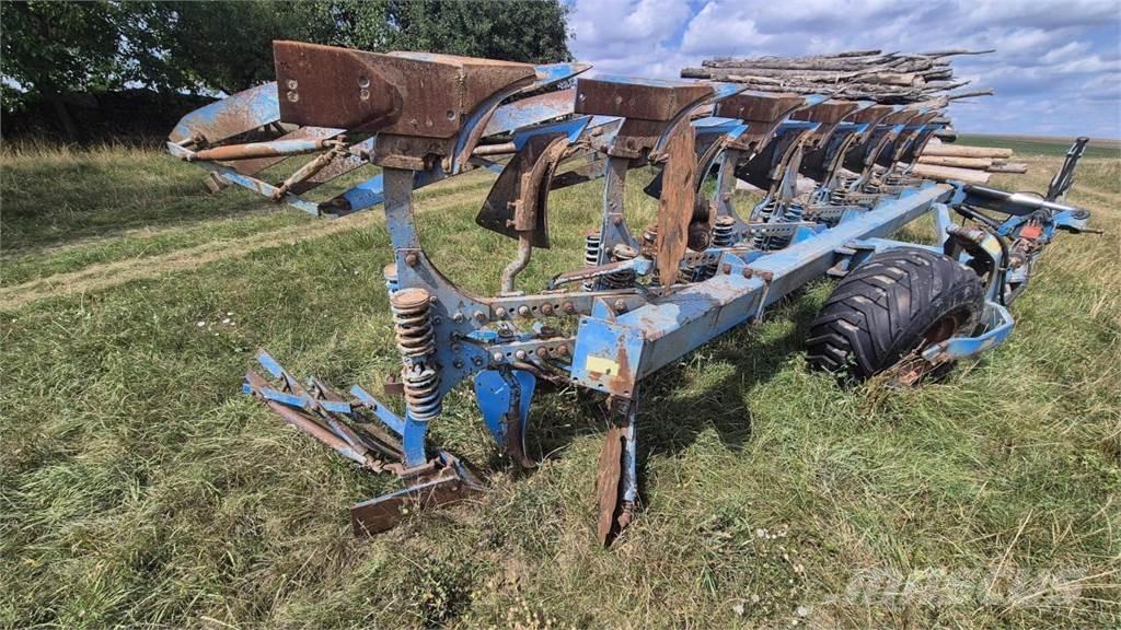 Lemken Diamant Ploughs