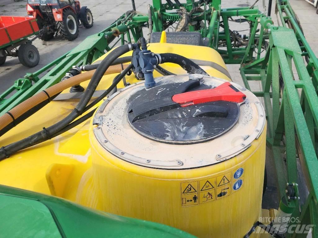 John Deere R 4040 Self-propelled sprayers