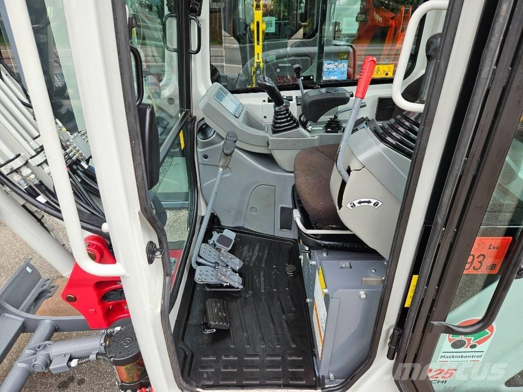 Takeuchi TB 225 Mini excavators < 7t (Mini diggers)