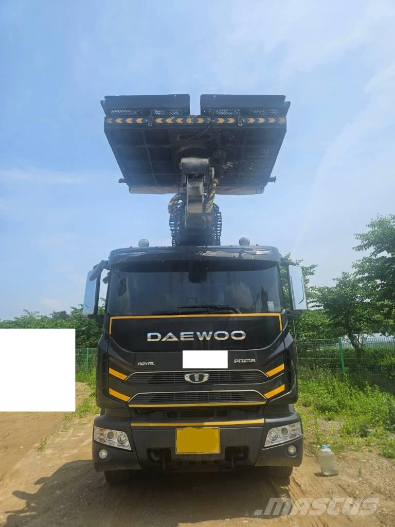  HANA 650 Truck mounted platforms