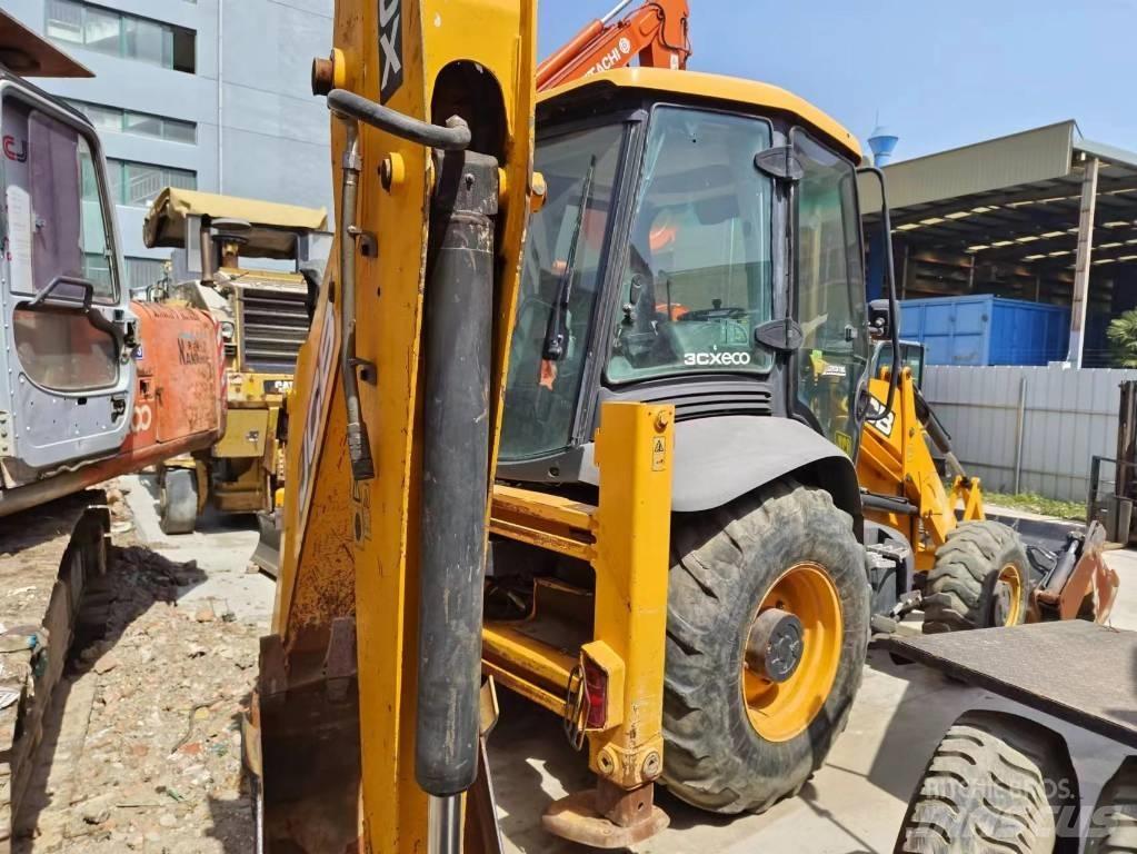 JCB 3 CX Backhoe