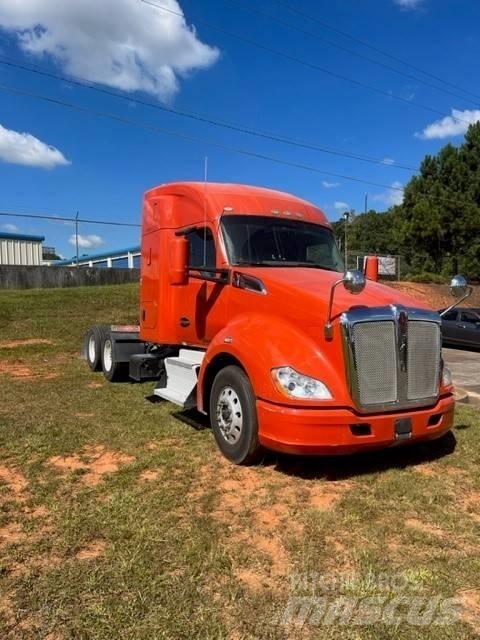 Kenworth T 680 Prime Movers