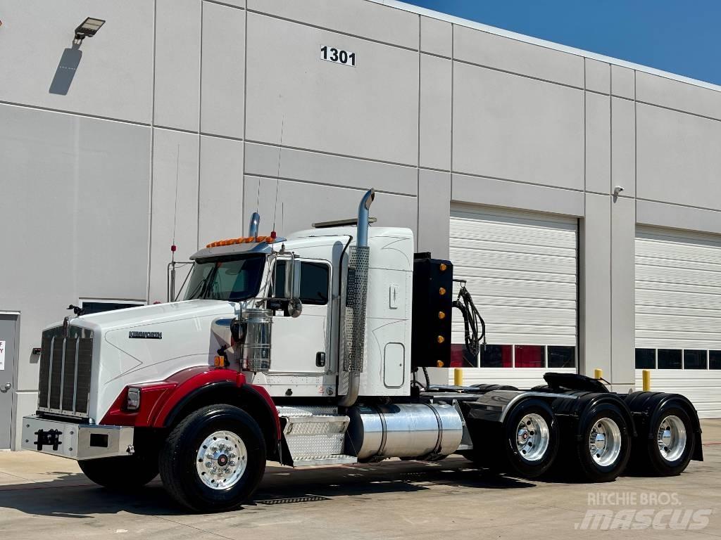Kenworth T 800 Prime Movers