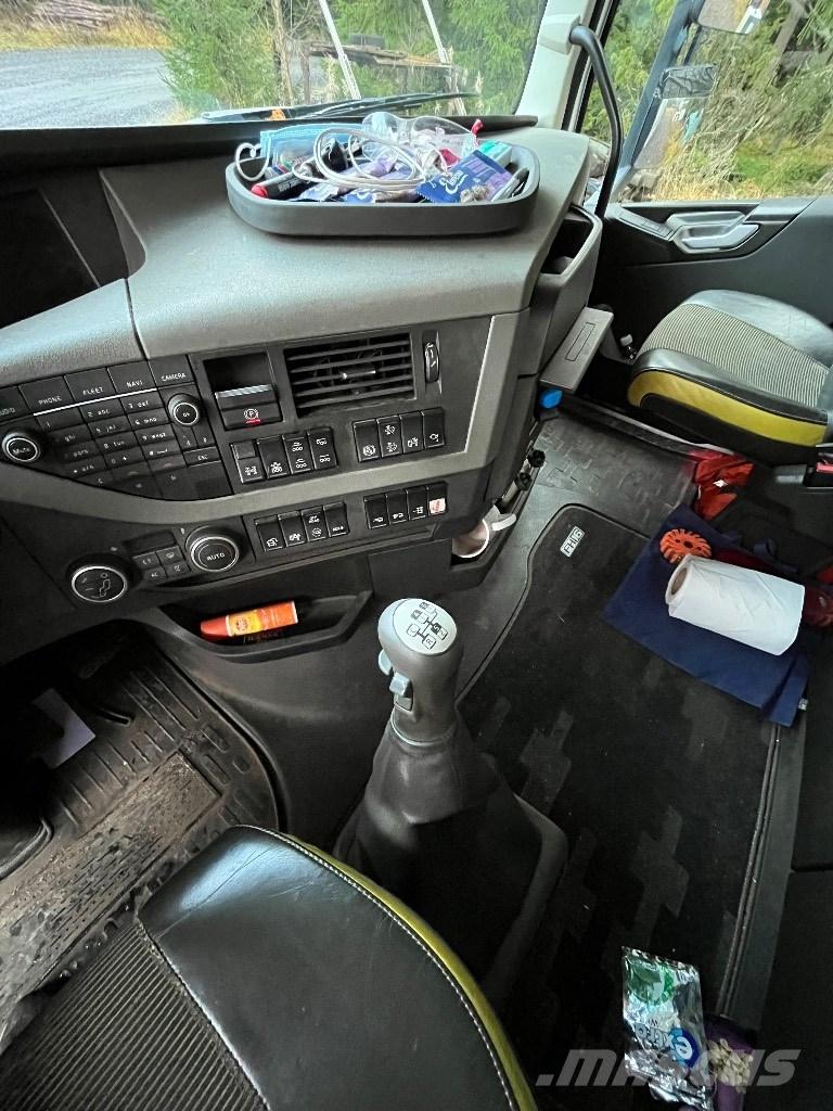 Volvo FH 16 550 Timber trucks