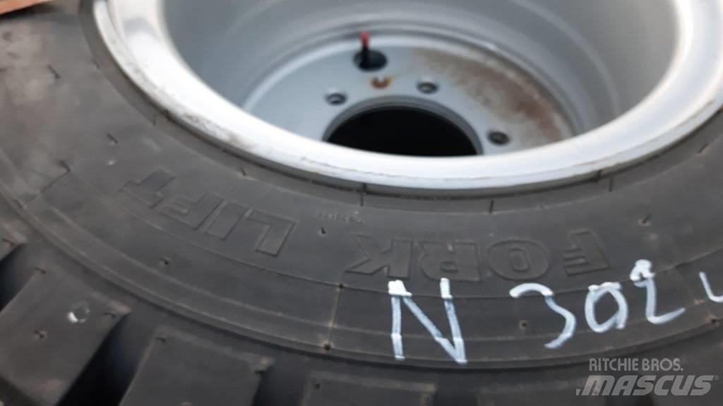 Mitas 7.50-15 Tyres, wheels and rims