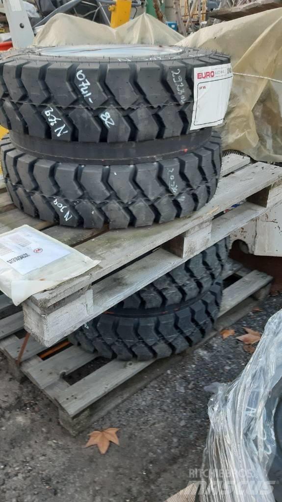Mitas 7.50-15 Tyres, wheels and rims