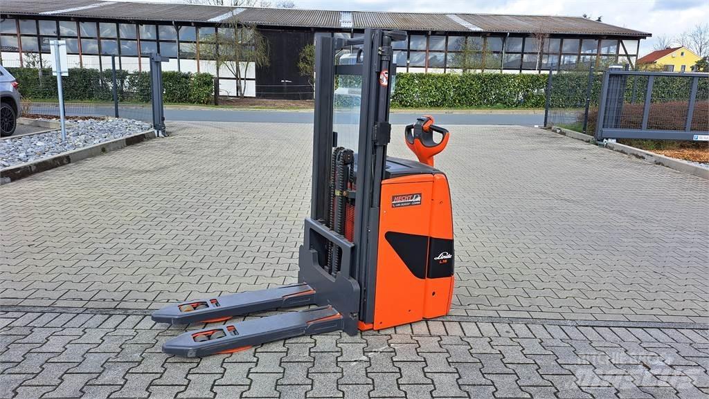 Linde L16i Pedestrian stacker