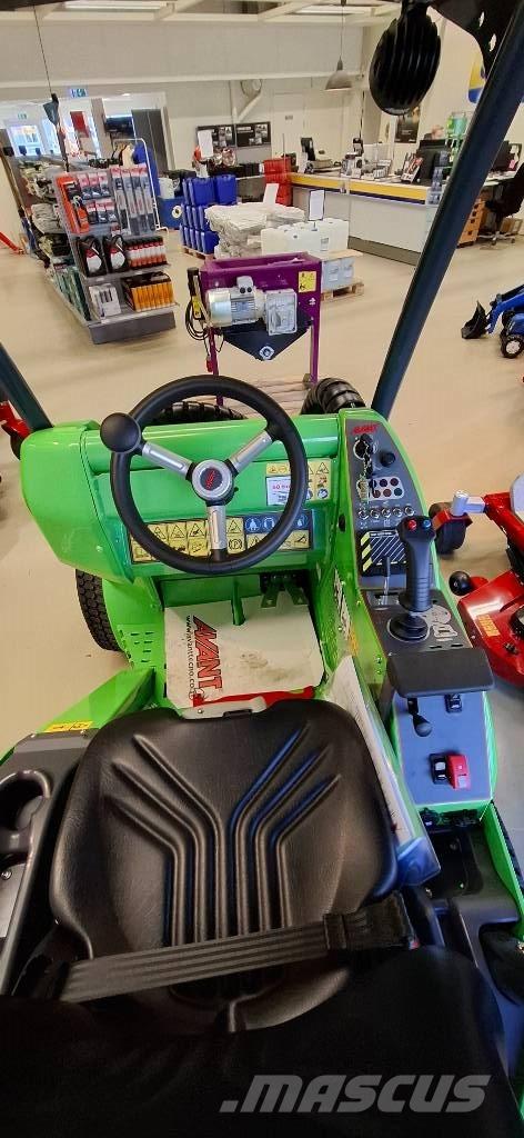 Avant 528 Multi-purpose loaders