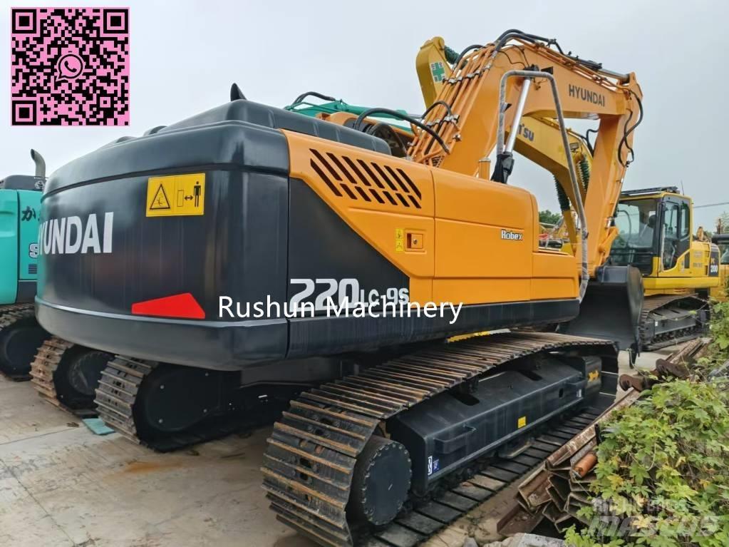 Hyundai 220 Mini excavators  7t - 12t
