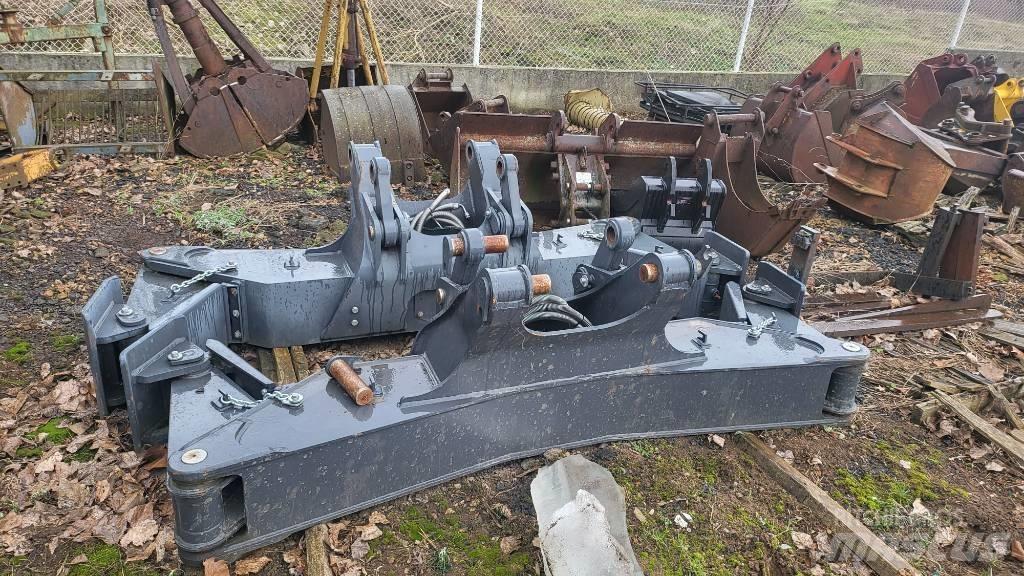 Doosan outdigger Chassis and suspension