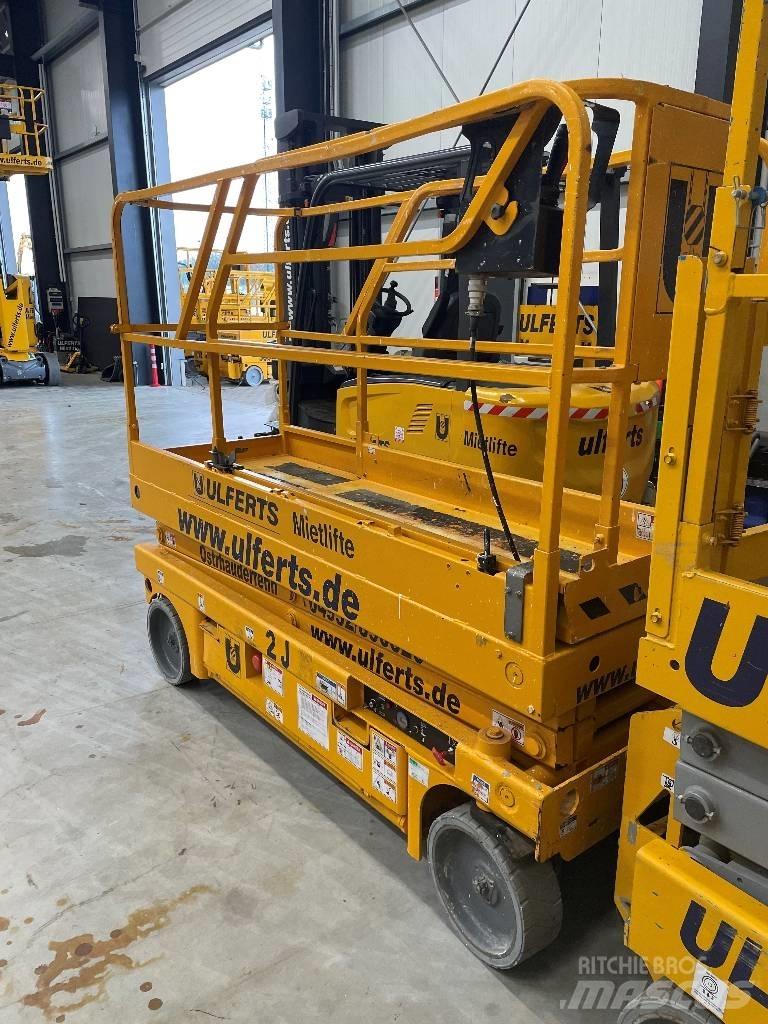 Haulotte Compact 8 Scissor lifts