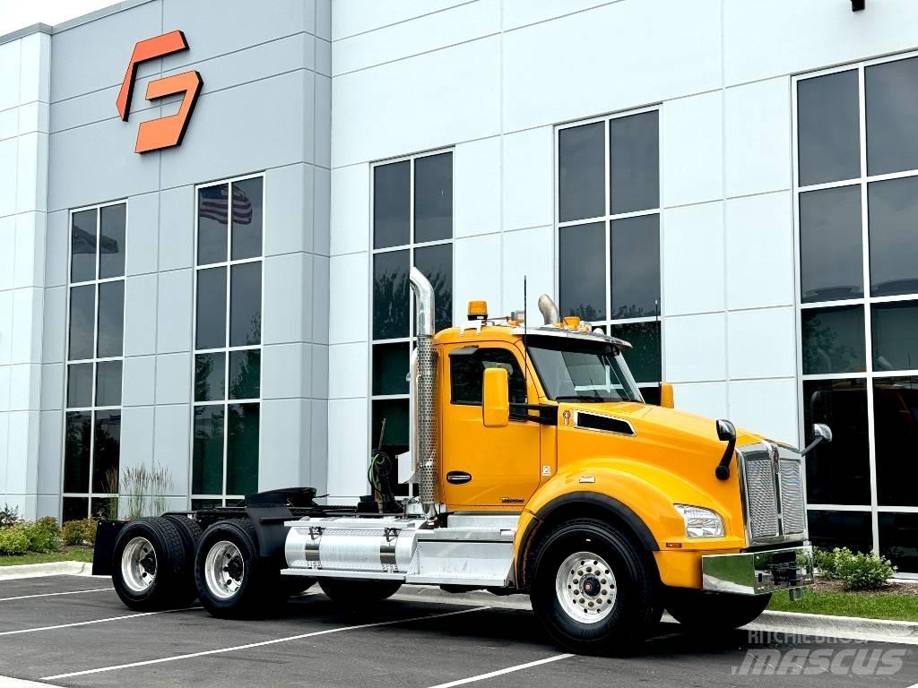 Kenworth T880 Prime Movers