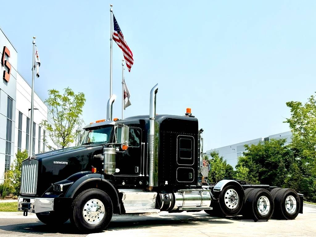 Kenworth T 800 Prime Movers