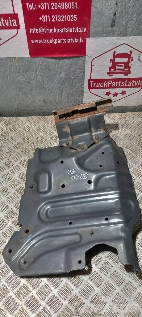 Scania R440  2105660 Cabins and interior