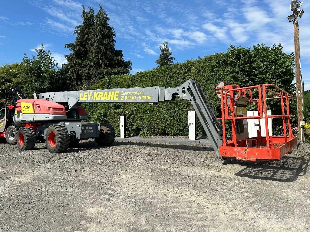 SkyJack SJ66T Articulated boom lifts