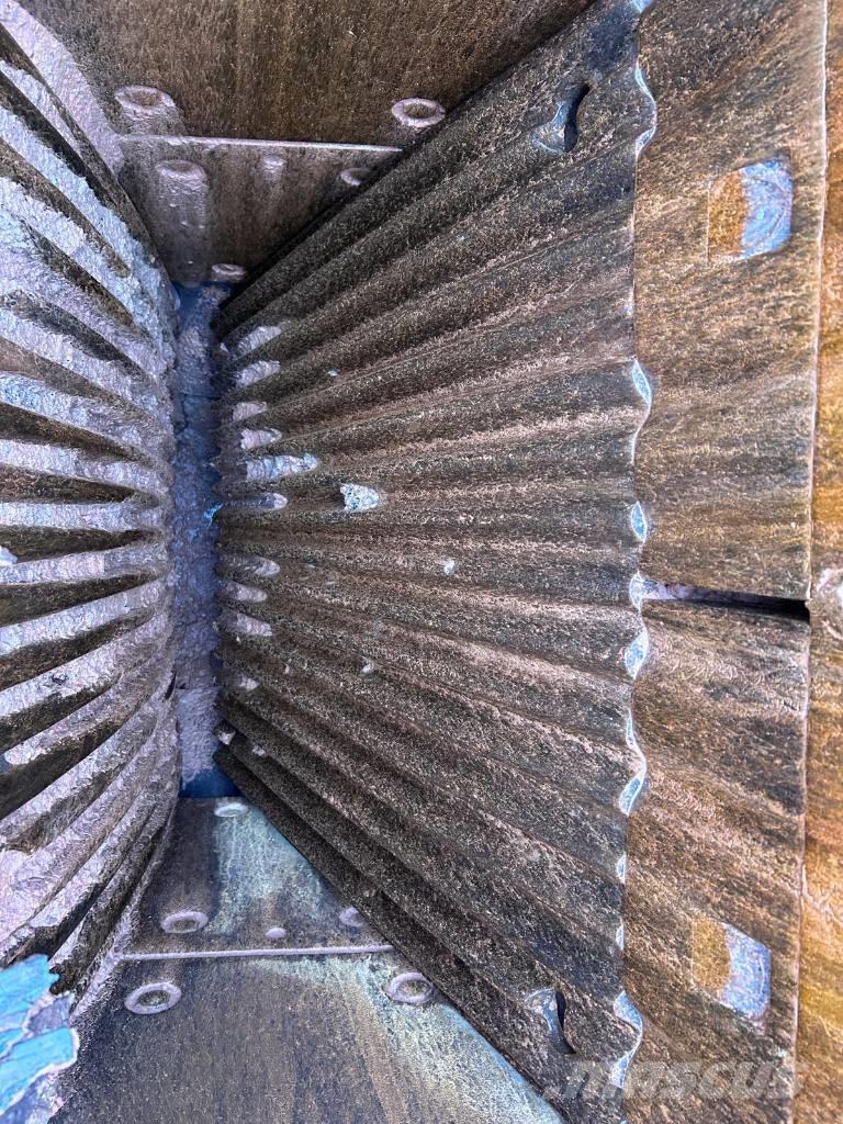 Extec C10 Mobile crushers