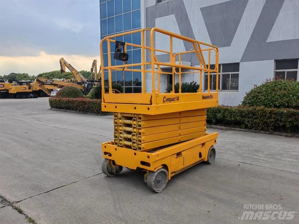 Haulotte COMPACT 14 Scissor lifts