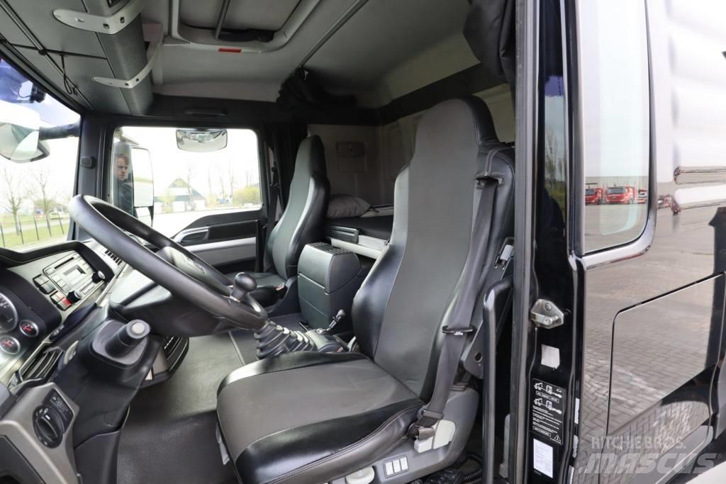 MAN TGS 35400 Tipper trucks