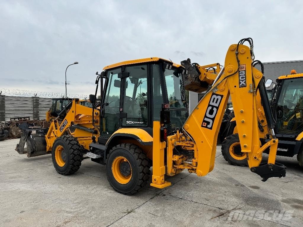 JCB 3 CX / compact Backhoe
