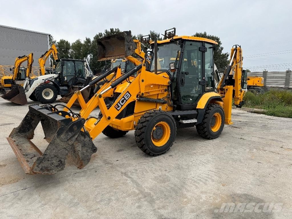 JCB 3 CX / compact Backhoe