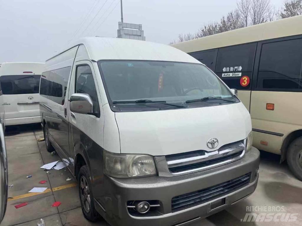 Toyota Hiace Intercity bus