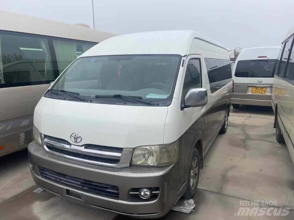 Toyota Hiace Intercity bus
