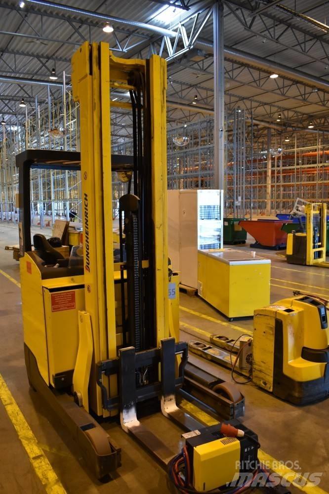 Jungheinrich ETV 216 Reach truck