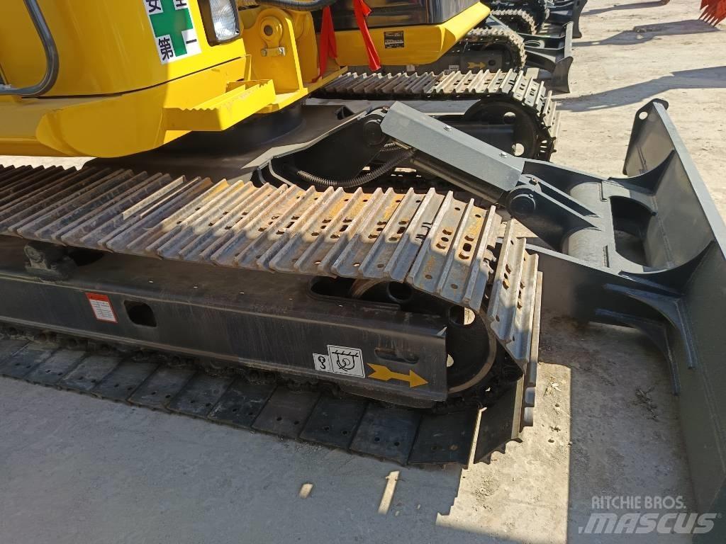 Komatsu PC 70 Crawler excavators