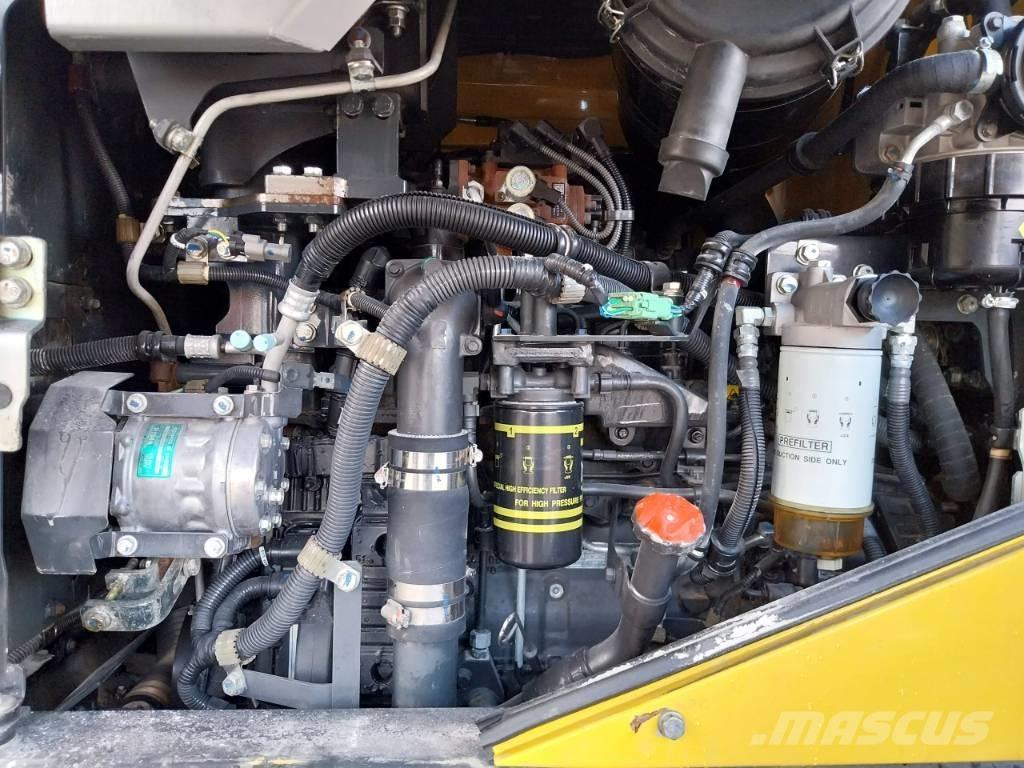 Komatsu WA270-7 Wheel loaders